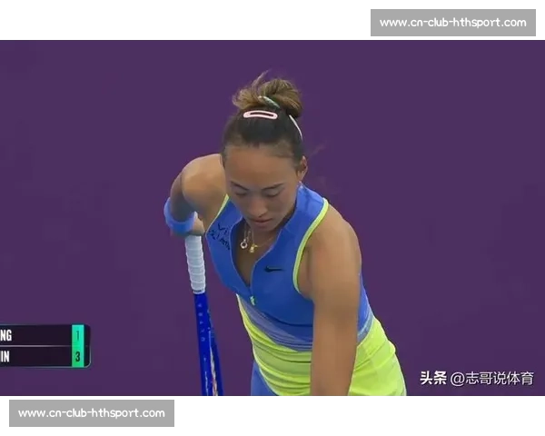郑钦文关键破发扳平西尼亚科娃，决胜盘遗憾未能延续强势