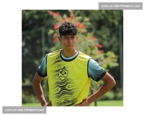 罗马诺:拜仁本周将提新报价追尼科 - 威廉斯,球员未拒绝但仍首选巴萨